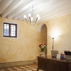 Porta Orientalis Apart-hotel