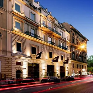 Leon's Place In Hotel Roma